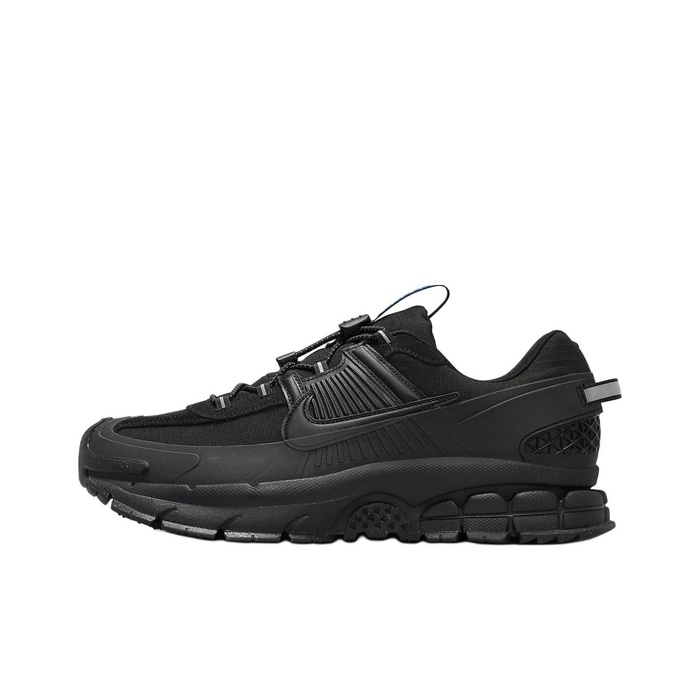  Nike ZOOM VOMERO ROAM Low