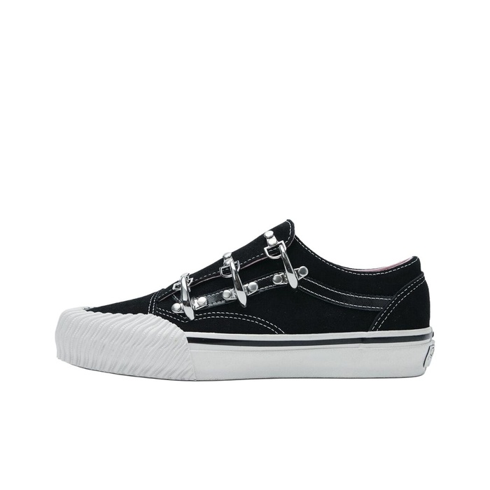  Karina Rozunko x Vans Premium