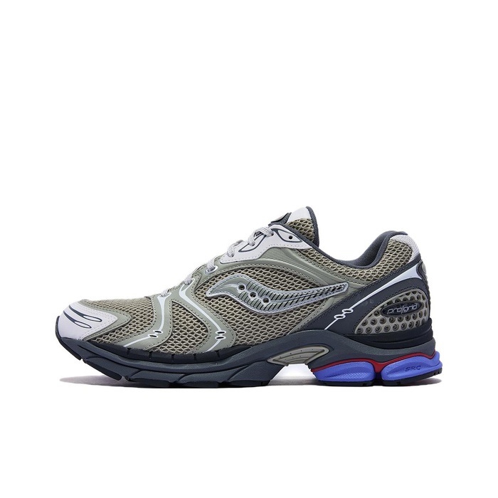  Saucony ProGrid Triumph Victory 4
